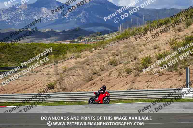 Circuito de Navarra;Spain;event digital images;motorbikes;no limits;peter wileman photography;trackday;trackday digital images